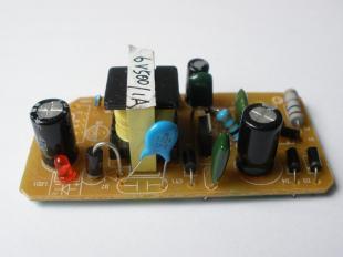 廠家直銷6V/1A電源線路板 開(kāi)關(guān)電源裸板解析與應(yīng)用